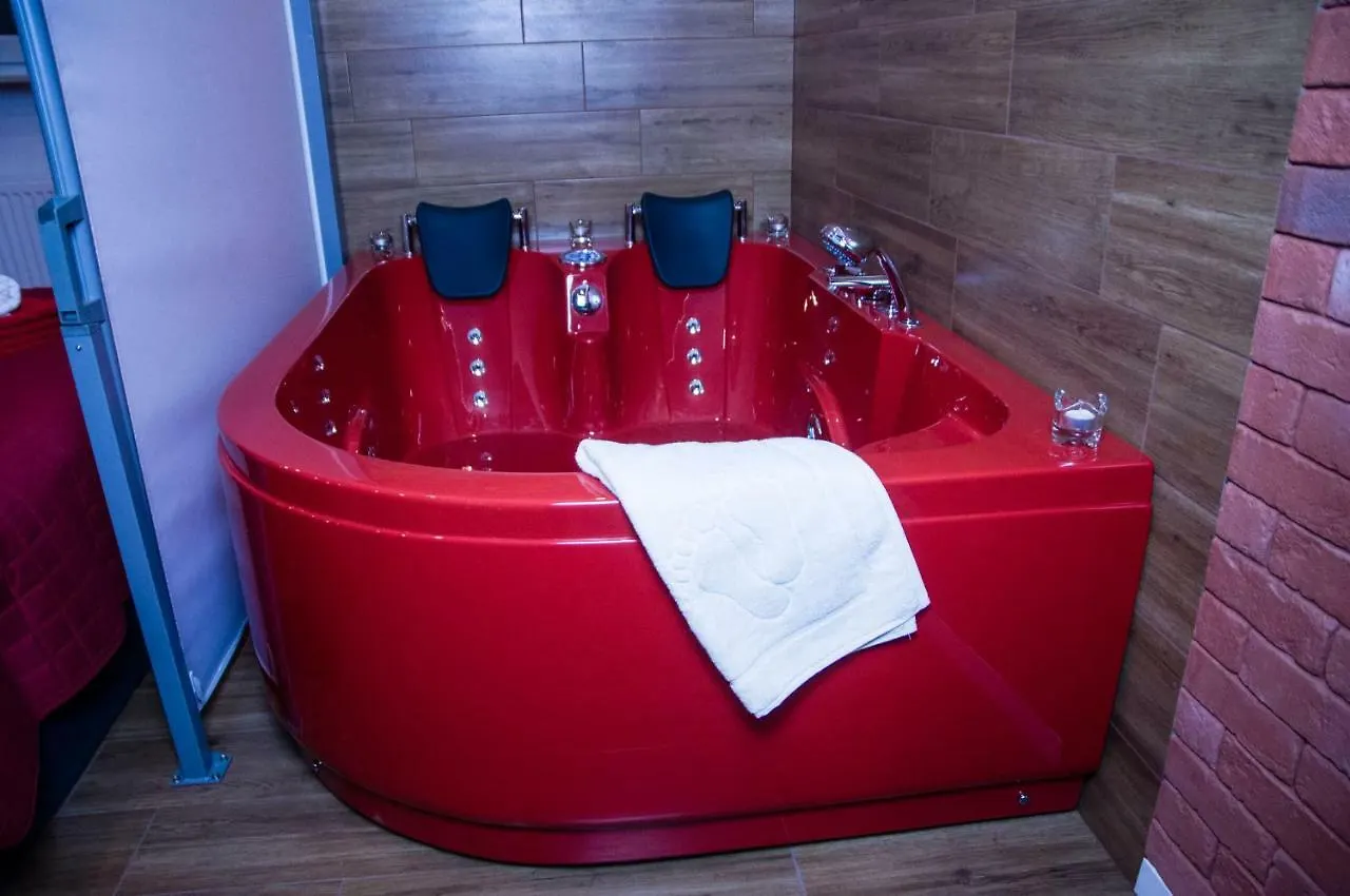 Jacuzzi Apartment Red Kraków