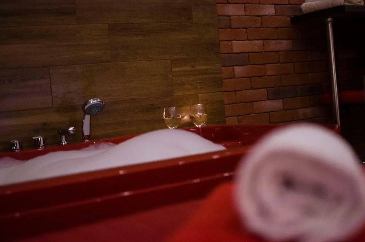Jacuzzi Apartment Red Kraków